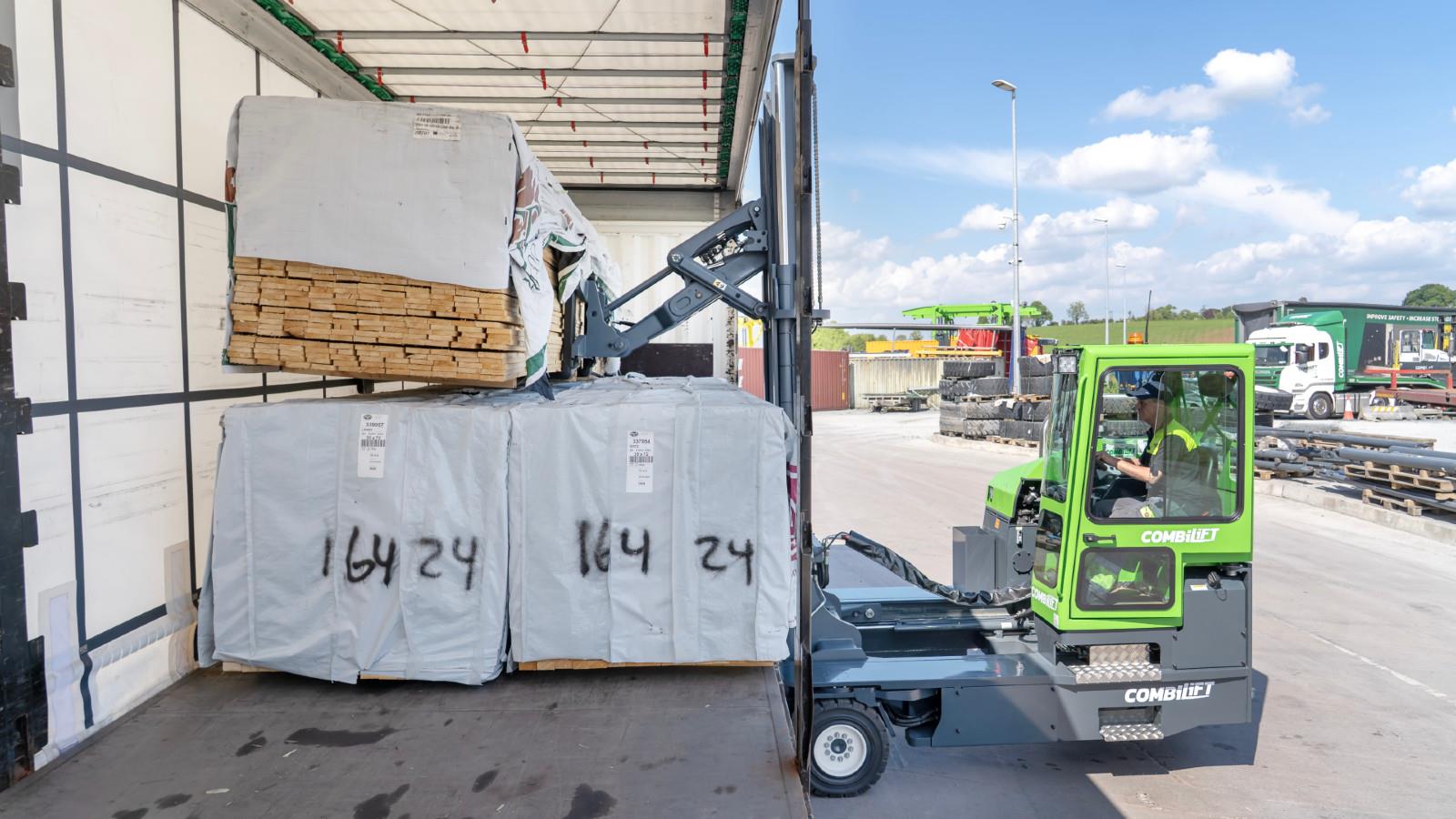 Combilift Launches Two Groundbreaking Solutions for Timber Handling at Ligna 2025 image