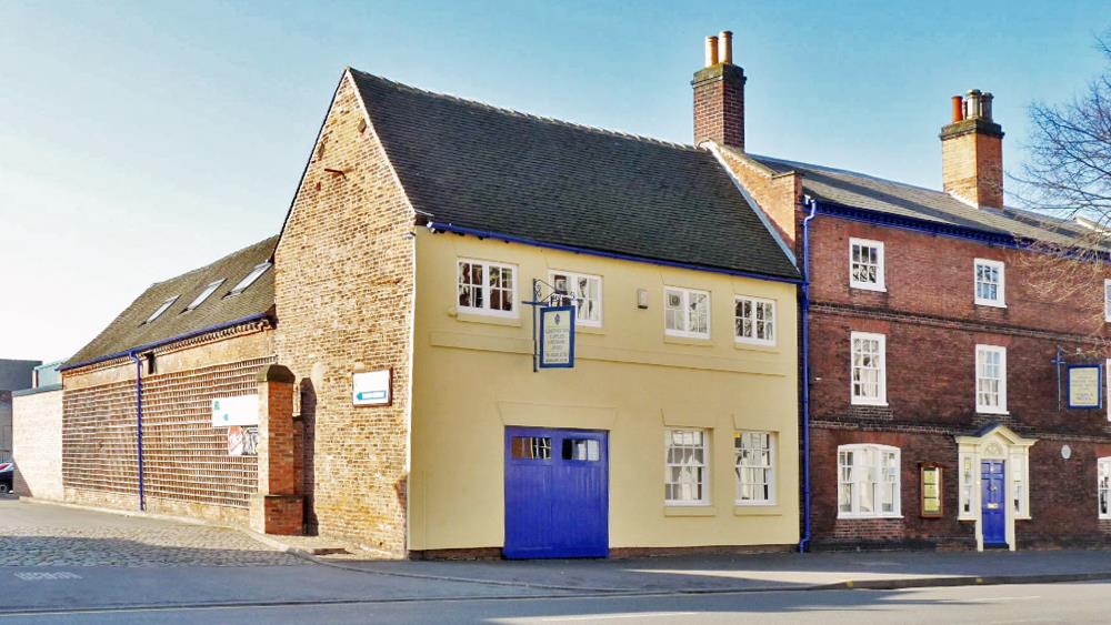 Construction Supplies Hardware and Ironmongery Services acquired by Grow Logical  image