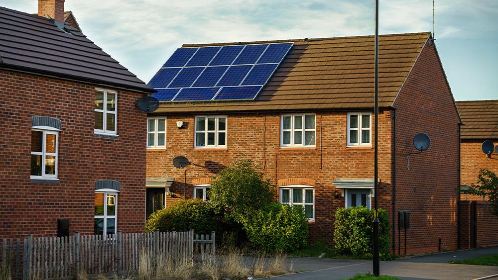 Report finds 93% of homes up for sale lack 'green' features image