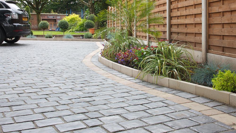 Bespoke garden designs increase property prices image