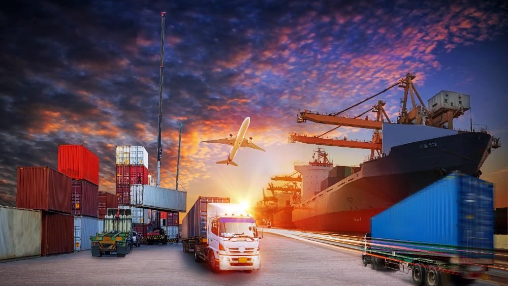 Navigating construction supply chain challenges in 2025 and beyond image