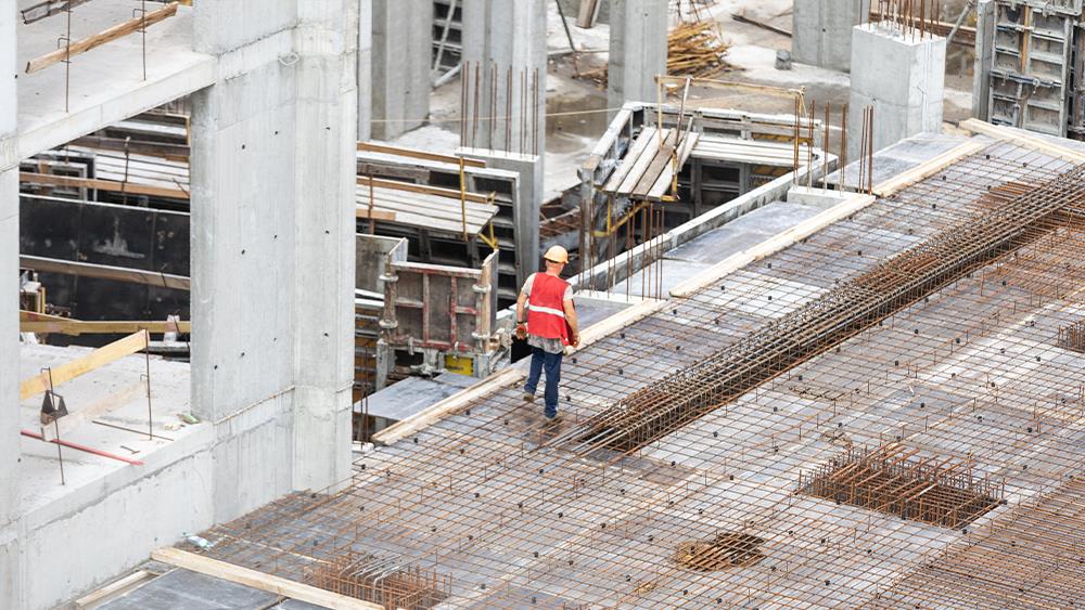 UK construction output still in decline, PMI finds image