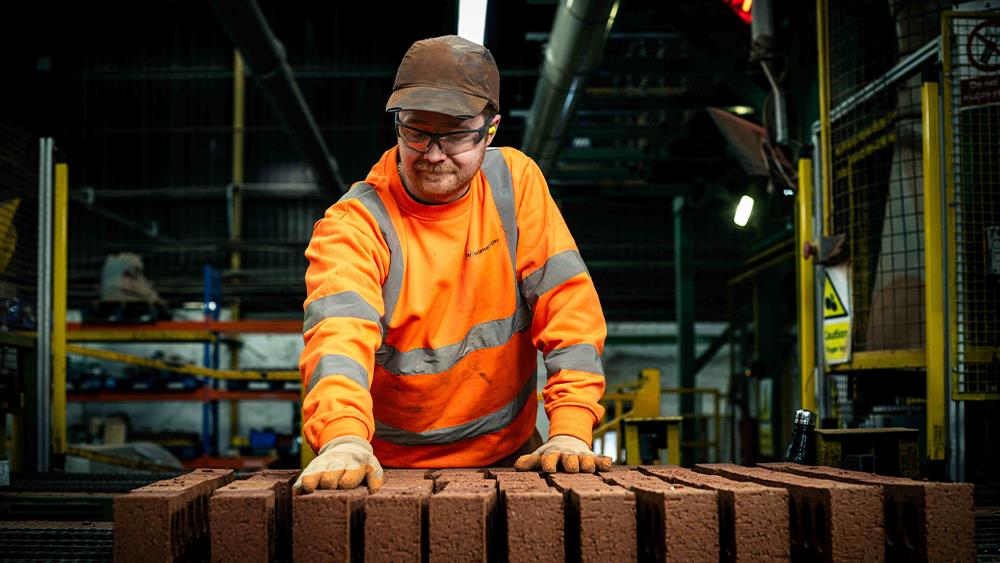 Wienerberger secures funding for world’s first hydrogen kiln image