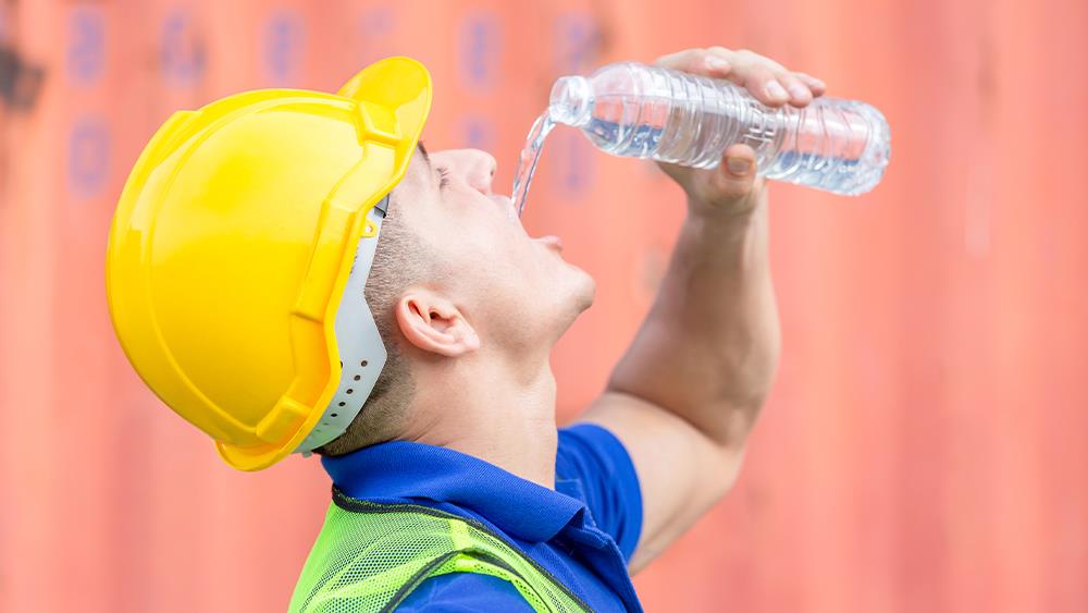 Working smart in the summer heat: Essential advice for merchants to pass on image