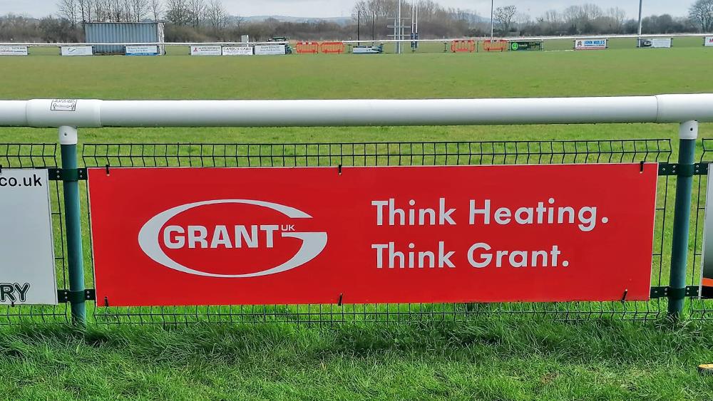 Grant UK sponsors Melksham mini and junior rugby teams image