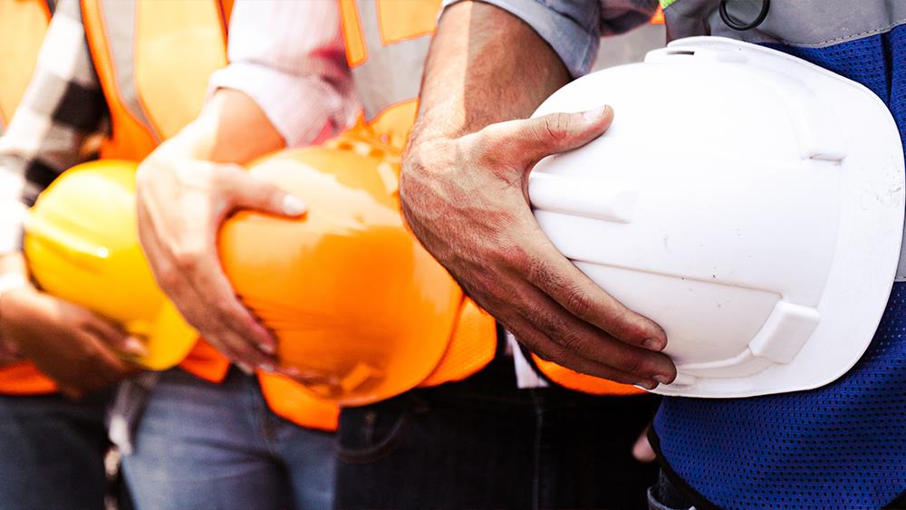 Number of construction companies going bust hits record high image