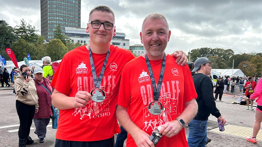 Newport builders’ merchant family take on Cardiff half marathon for cancer charity image
