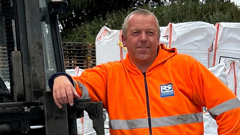 Long Rake Spar Site Supervisor celebrates 25 year service  image