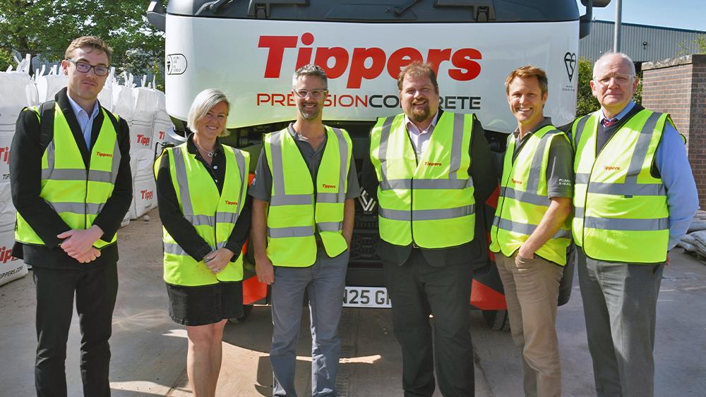 Tippers welcomes Lichfield MP image