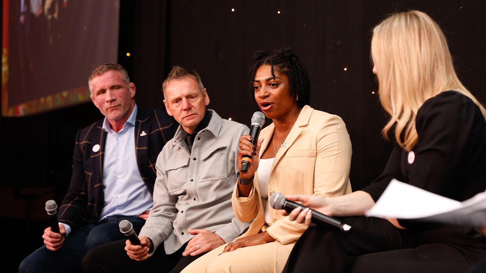 Lighthouse charity lunch raises £270,000 for construction families image