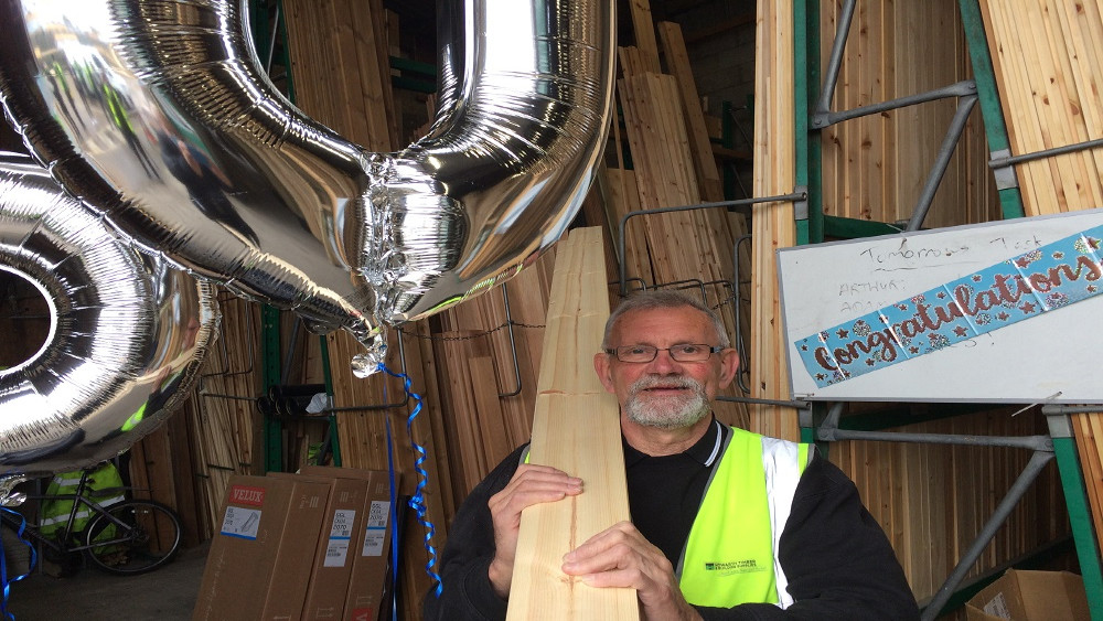 Builders' Merchants News Howarth stalwart celebrates half century