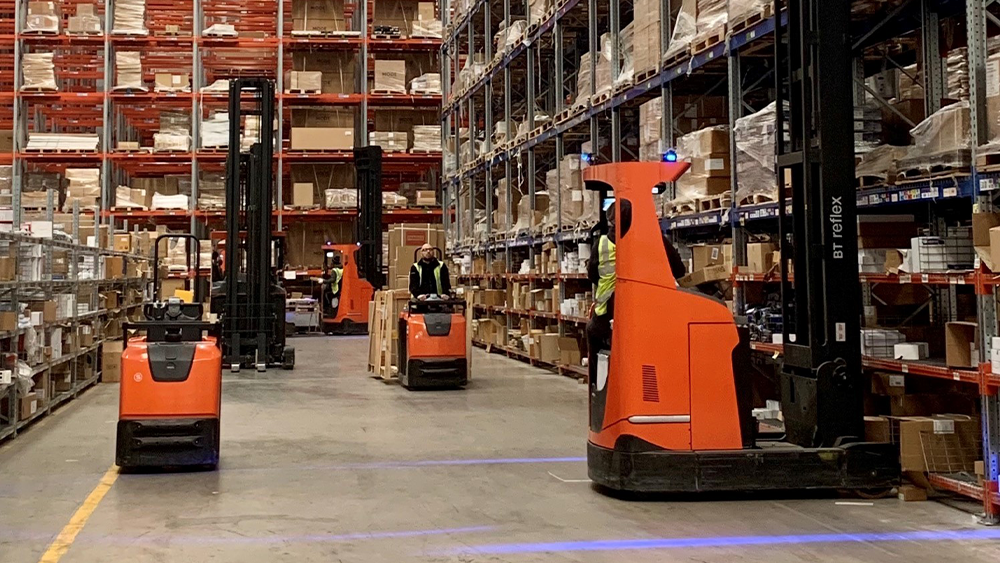 Builders' Merchants News Victoria Plum invests in new forklift fleet